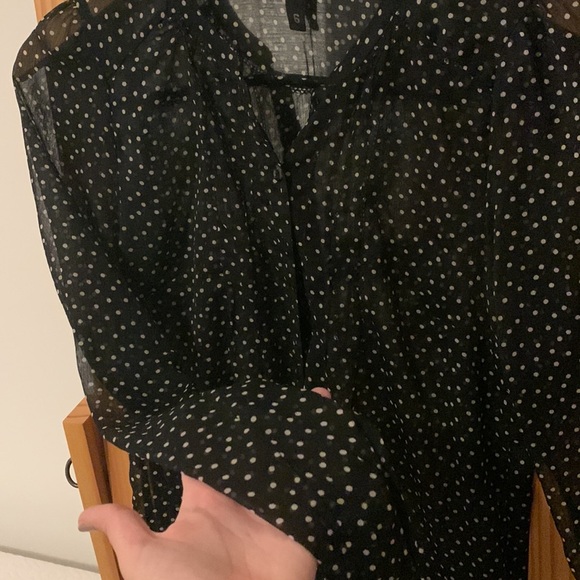 H&M Sheer Polka Dot Dress Shirt 6 Button Down Top Womens Chiffon Collarless - Picture 6 of 7